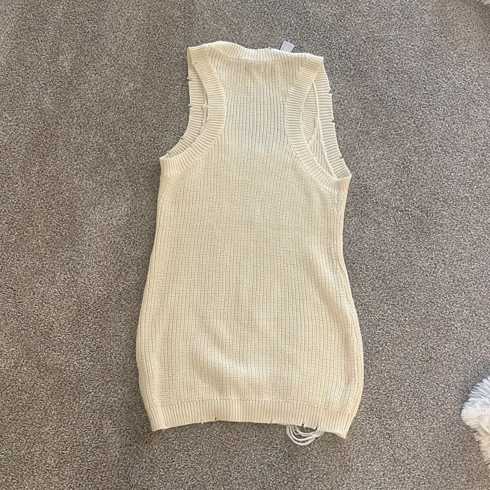 Sweater - Picture 2 of 3